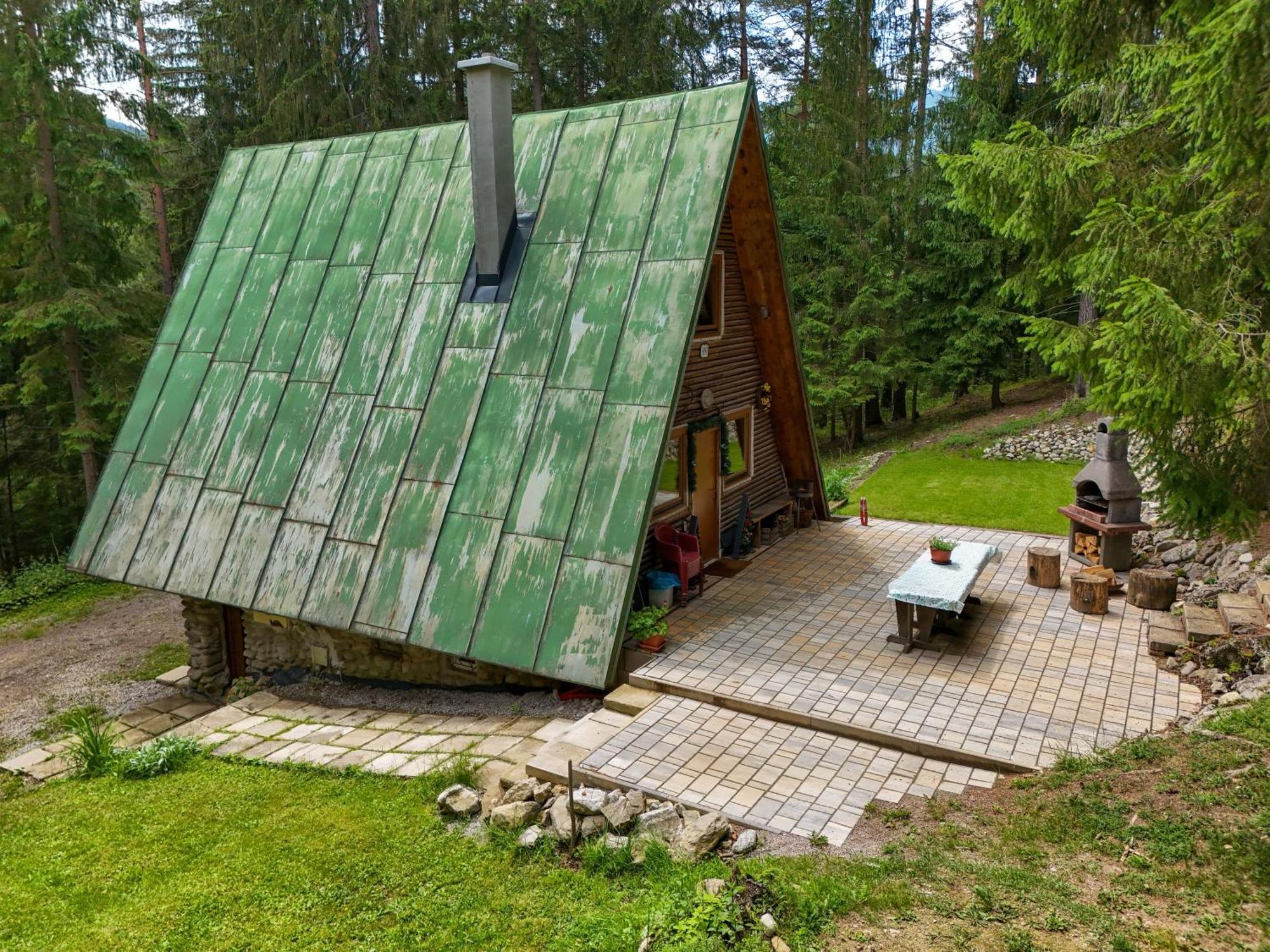 V Lese Chalet